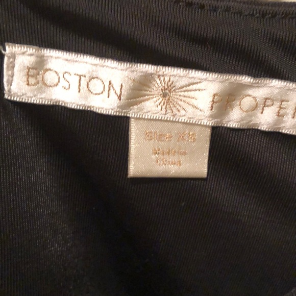 Cold shoulder tunic - Picture 6 of 6